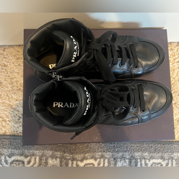 Men’s Prada boots black size 10 only for pick up at San Antonio TX - Picture 5 of 12